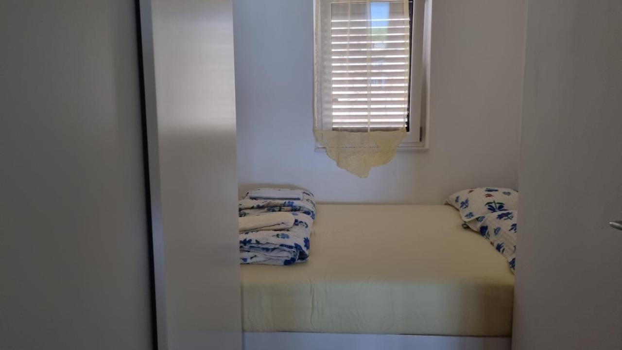 Apartment Bellevue 克罗诺维察 外观 照片